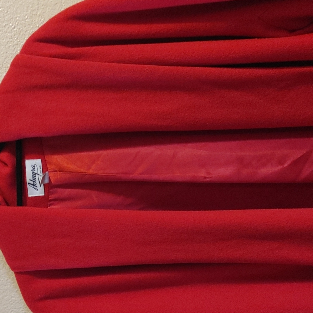 Wool coat - Picture 2 of 4